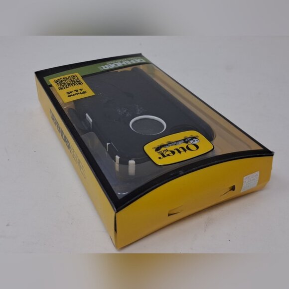 NIB Otter Box Defender Rugged Protection iPhone 4/4S Case Black Belt Clip - Picture 2 of 5